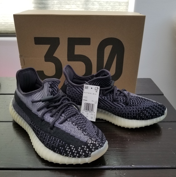 Yeezy Shoes - Yeezy Boost 350 V2 - size US 8